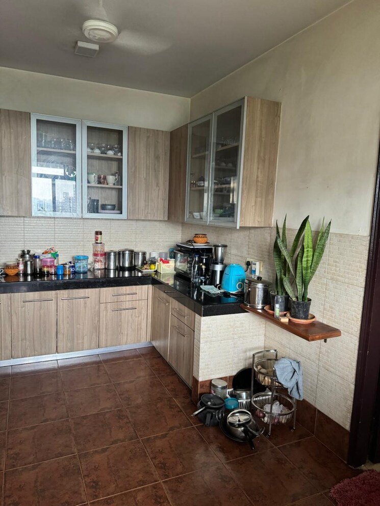 Kitchen, ss-linden 3 Bedroom 300 Sq.Yd. Builder Floor In Sector 84 Gurgaon 9509821