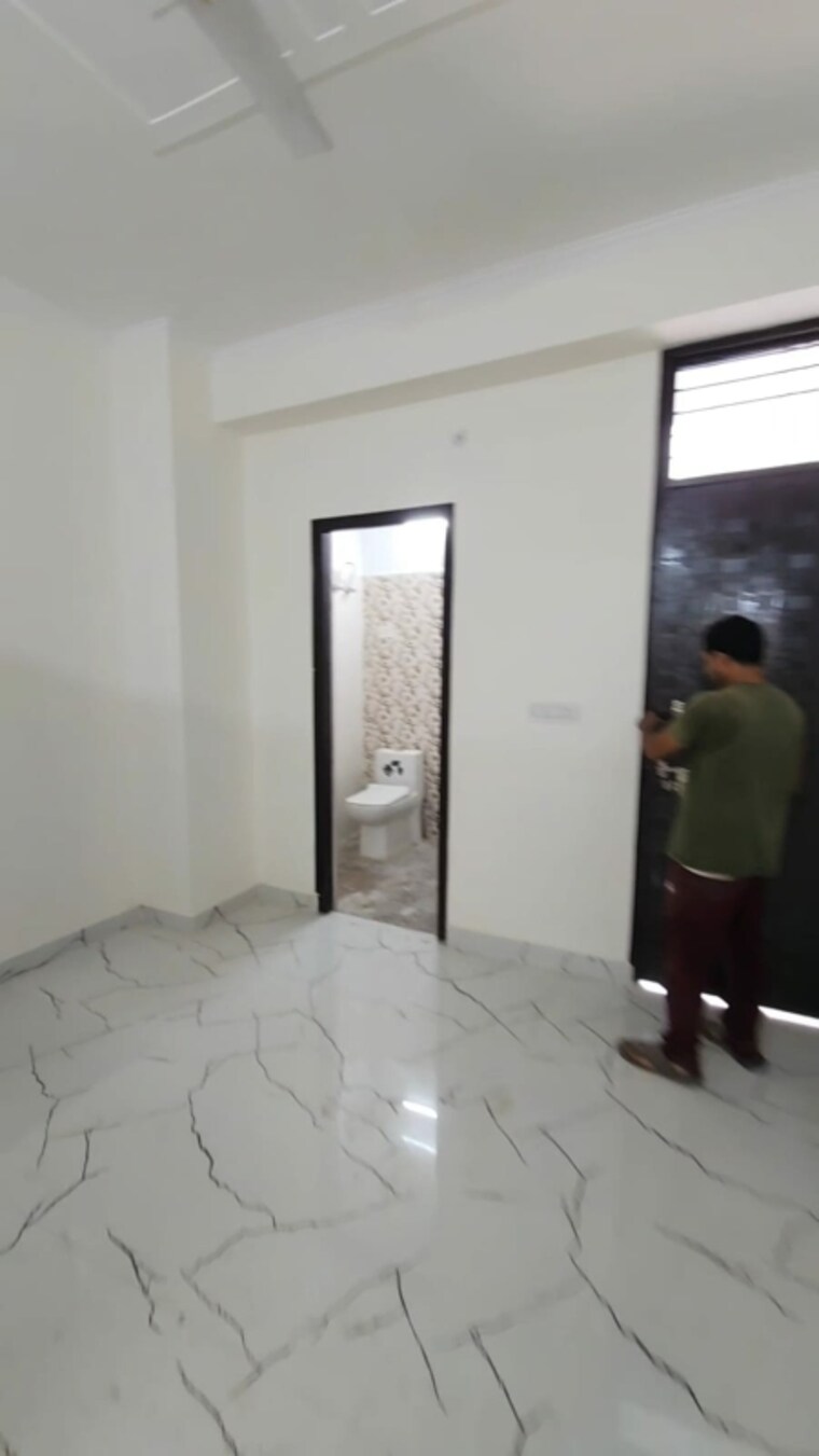 Room, shree-homes-noida 2 Bedroom 800 Sq.Ft. Apartment In Sector 74 Noida 9509825