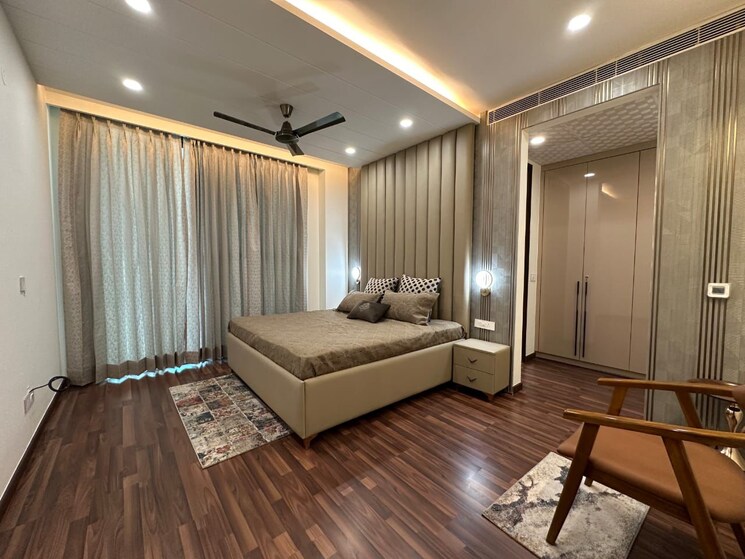 Bedroom, unitech-south-city-1 4 Bedroom 240 Sq.Yd. Builder Floor In South City 1 Gurgaon 9509852