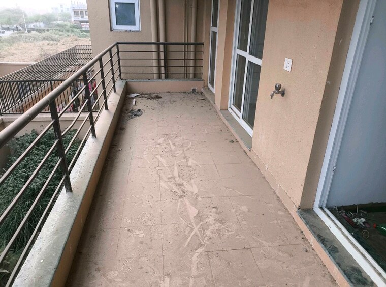Balcony, bptp-parkland-pride 4 Bedroom 901 Sq.Ft. Apartment In Sector 77 Faridabad 9509851