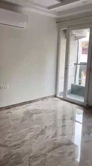 3 BHK Builder Floor For Rent in Rajouri Garden