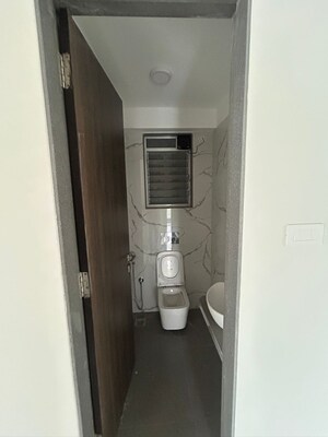 Building Lobby in 4 BHK Apartment at Avron V, Chembur – for Rent