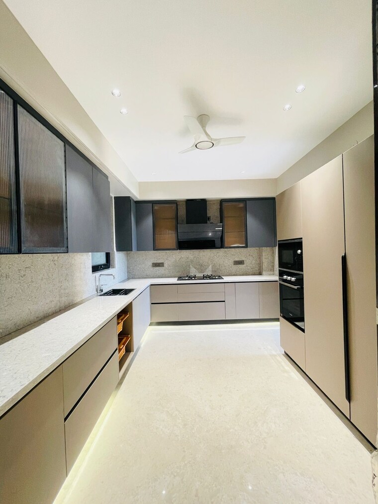 Kitchen, uppal-southend 3.5 Bedroom 252 Sq.Yd. Builder Floor In Sector 49 Gurgaon 9509875