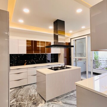 Kitchen in 4 BHK Builder Floor at Nirvana Country Birch Court, Nirvana Country – for Sale