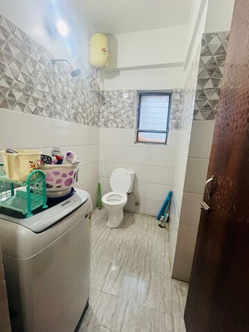 Master Bedroom in 2 BHK Builder Floor at Six Mile – for Rent