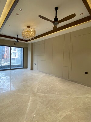 Room in 3.5 BHK Builder Floor at SS Southend Floors, South City 2 – for Sale