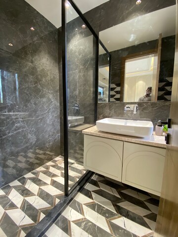 Bathroom in 3.5 BHK Builder Floor at SS Southend Floors, South City 2 – for Sale