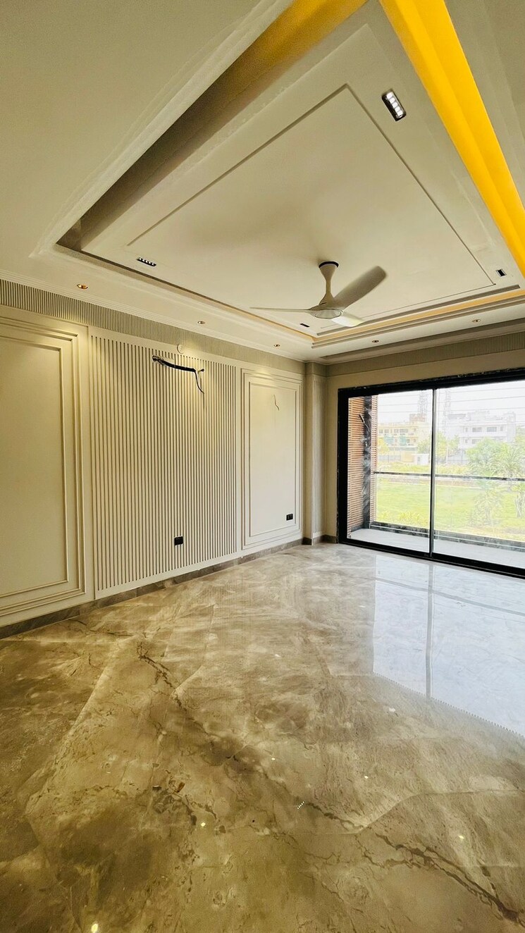 Room, ss-southend-floors 4 Bedroom 275 Sq.Ft. Builder Floor In South City 2 Gurgaon 9509897