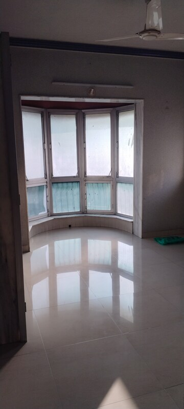 Room in 3 BHK Apartment at Ambawadi – for Sale