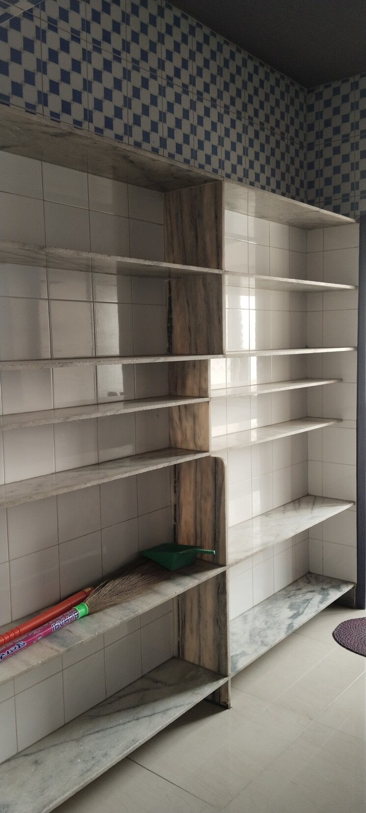 Other, ambawadi 3 Bedroom 1500 Sq.Ft. Apartment In Ambawadi Ahmedabad 9509925