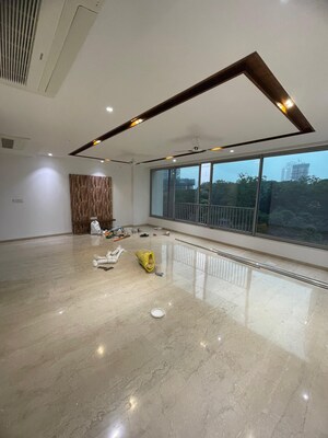 Parking in 3 BHK Apartment at Oberoi Realty Esquire, Goregaon East – for Rent