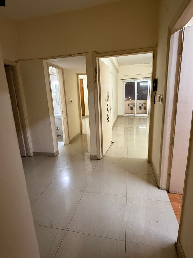 undefined, unitech-uniworld-city 3.5 Bedroom 1800 Sq.Ft. Apartment In Sector 30 Gurgaon 9509909