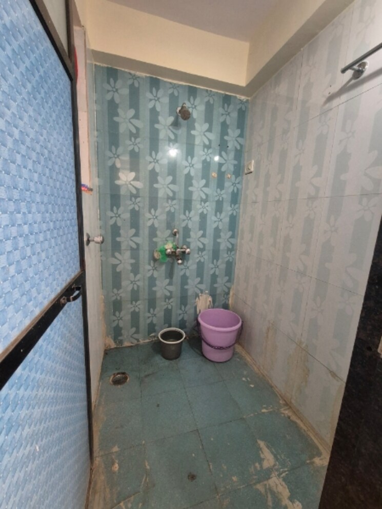 Bathroom, prathmesh-pride-chs 1 Bedroom 660 Sq.Ft. Apartment In Ulwe Sector 19 Navi Mumbai 9509927