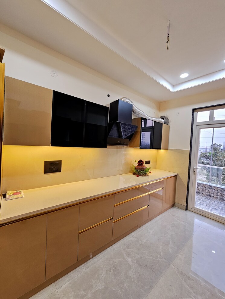 Kitchen, ansal-api-versalia-2 3 Bedroom 1630 Sq.Ft. Builder Floor In Sector 67a Gurgaon 9509932