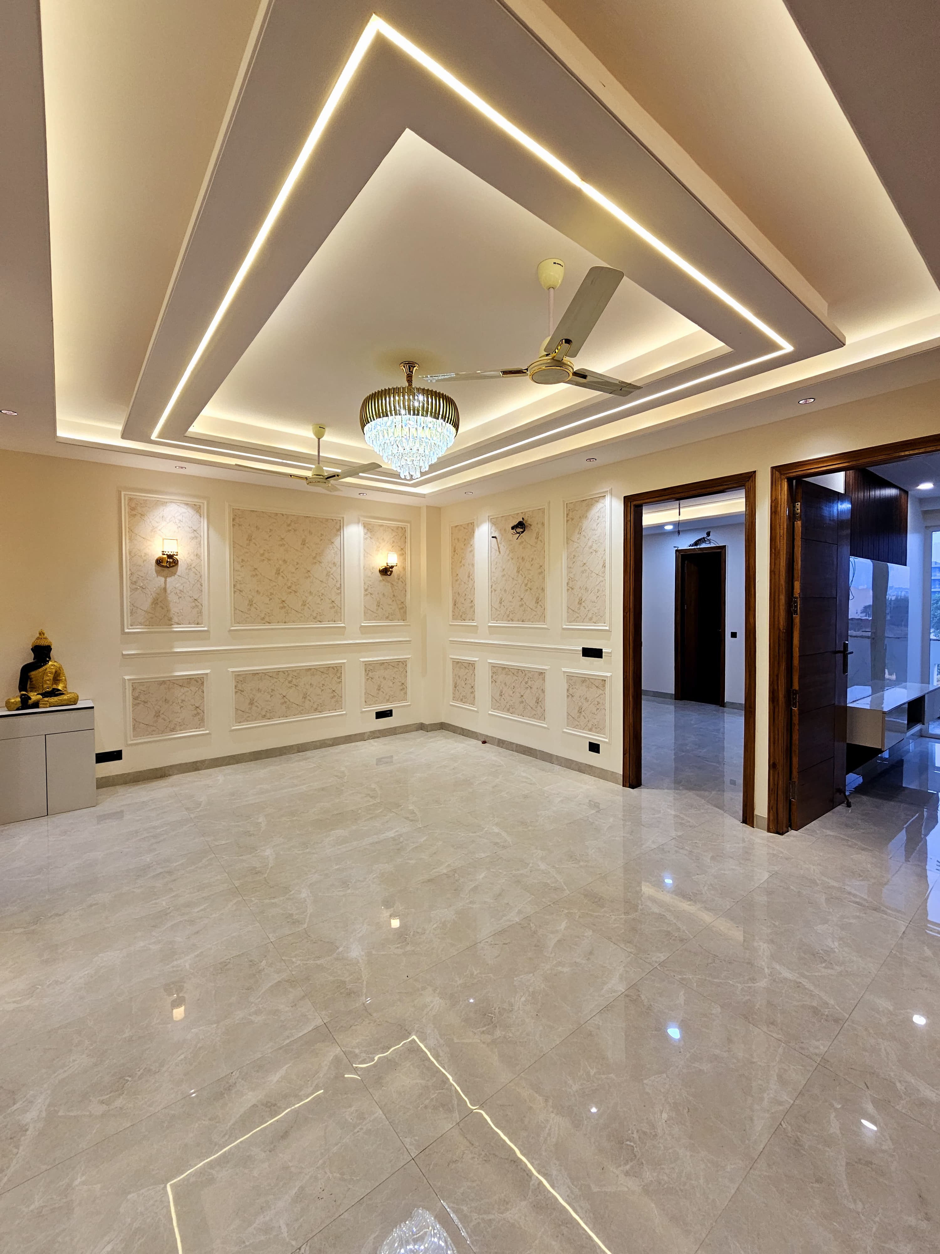 3 BHK 1630 Sq.Ft. Builder Floor in Ansal Api Versalia 2