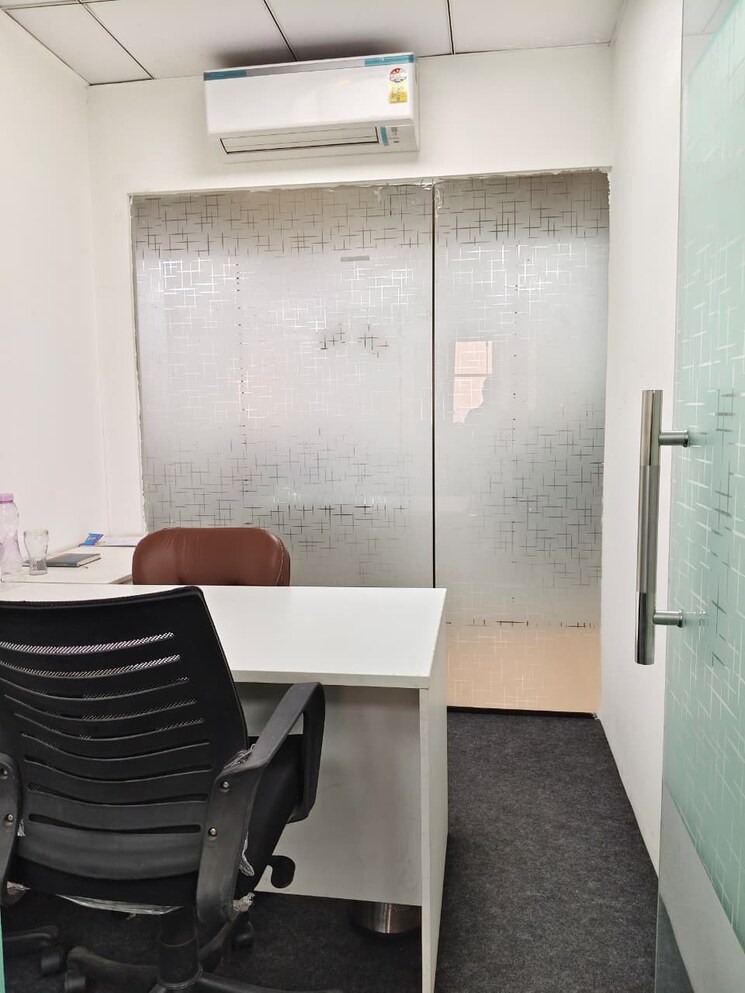 Team Area, sector 63 Commercial Office Space 1800 Sq.Ft. In Sector 63 Noida 9509916