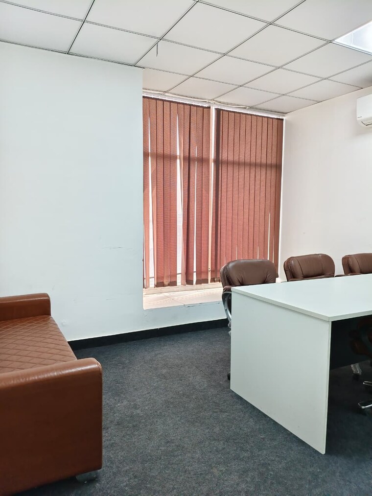 Bedroom, sector 63 Commercial Office Space 1800 Sq.Ft. In Sector 63 Noida 9509916