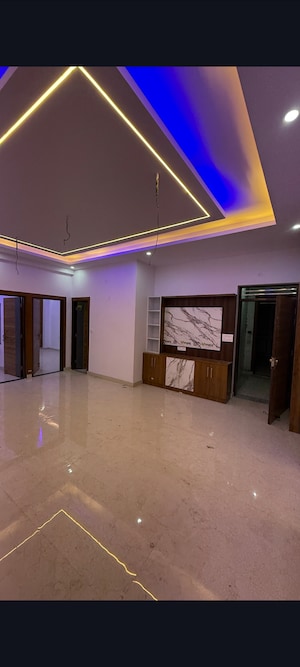 Room in 3 BHK Builder Floor at Sahastradhara Road – for Sale