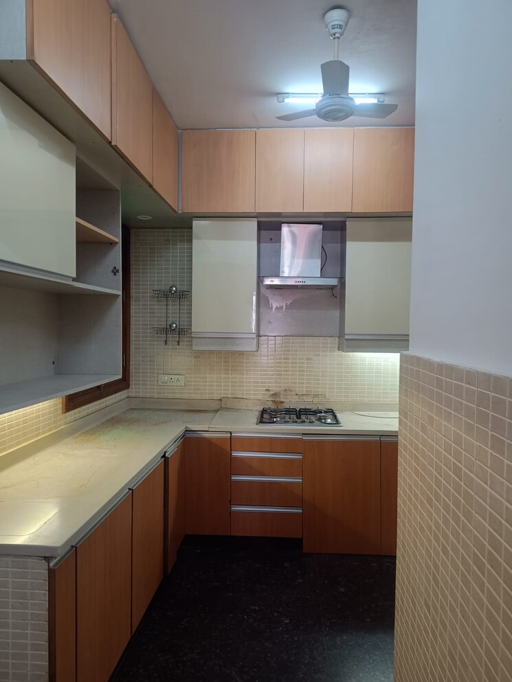 Kitchen, panchsheel enclave 4 Bedroom 2800 Sq.Ft. Builder Floor In Panchsheel Enclave Delhi 9509976