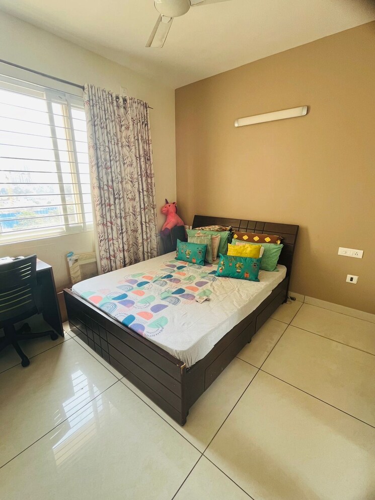 Bedroom, prestige-lakeside-habitat 2 Bedroom 1216 Sq.Ft. Apartment In Varthur Bangalore 9509985