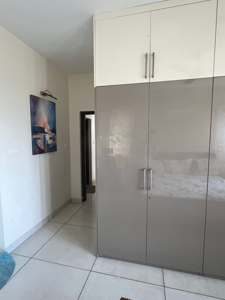 Bathroom, prestige-lakeside-habitat 2 Bedroom 1216 Sq.Ft. Apartment In Varthur Bangalore 9509985