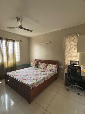 Bedroom in 2 BHK Apartment at Prestige Lakeside Habitat, Varthur – for Rent