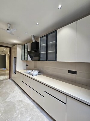 Kitchen in 3 BHK Builder Floor at Sector 57 – for Sale