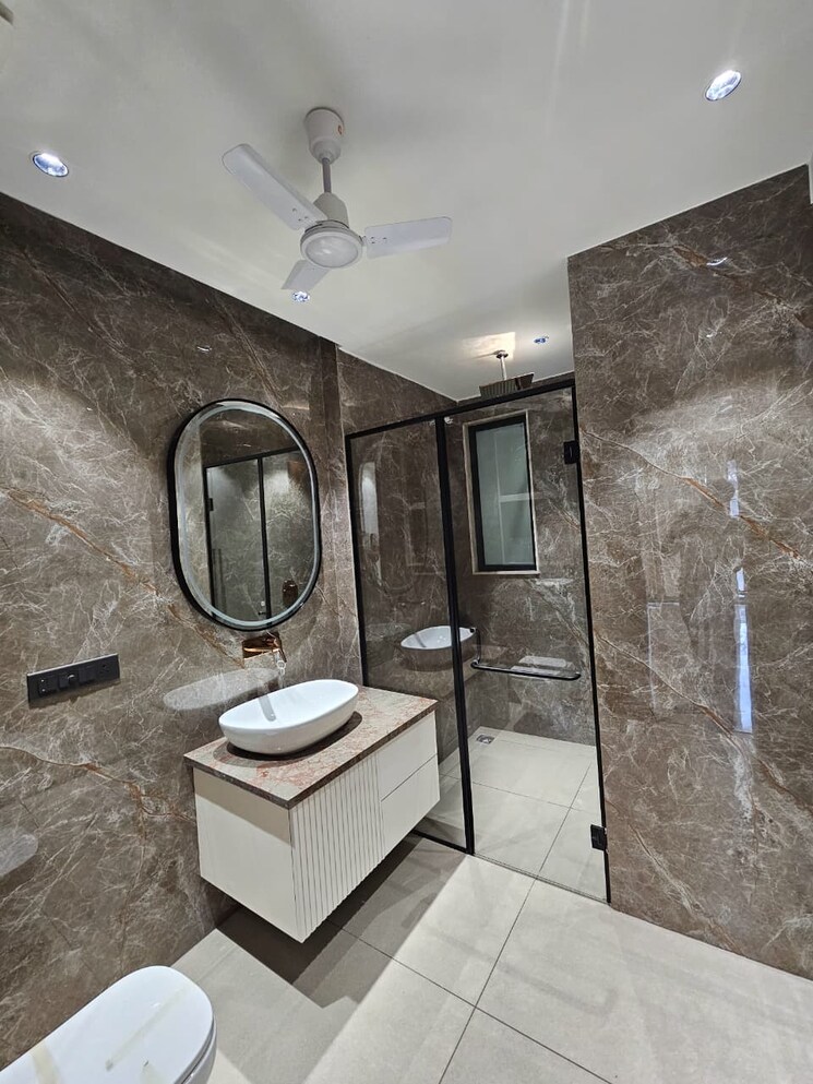Bathroom, sector 57 3 Bedroom 2250 Sq.Ft. Builder Floor In Sector 57 Gurgaon 9509986