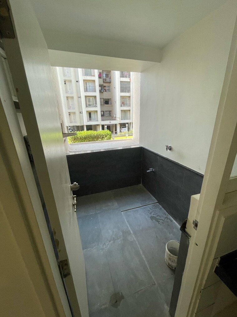 Balcony, prahlad nagar 3 Bedroom 1850 Sq.Ft. Apartment In Prahlad Nagar Ahmedabad 9510002