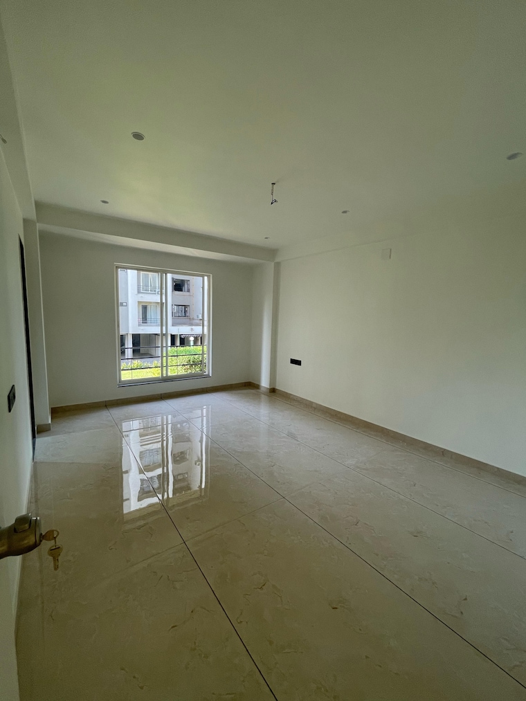 Room, prahlad nagar 3 Bedroom 1850 Sq.Ft. Apartment In Prahlad Nagar Ahmedabad 9510002