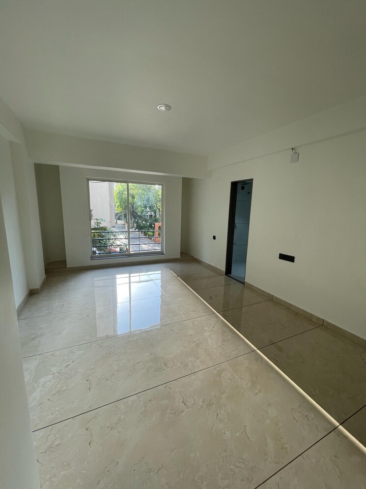 Room, prahlad nagar 3 Bedroom 1850 Sq.Ft. Apartment In Prahlad Nagar Ahmedabad 9510002