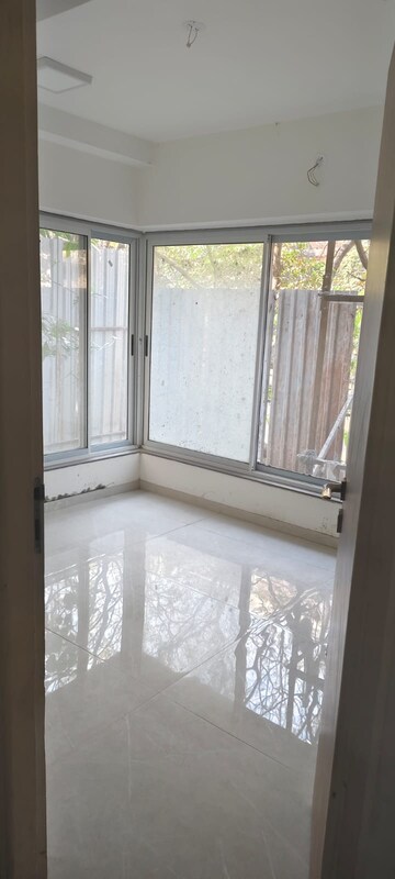 Room in 2 BHK Apartment at Ghatkopar East – for Sale