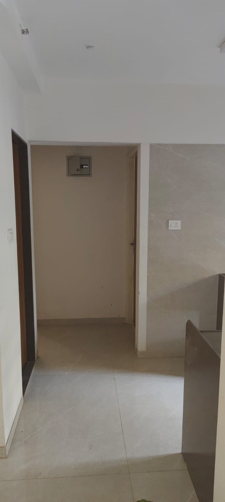Room, ghatkopar east 2 Bedroom 611 Sq.Ft. Apartment In Ghatkopar East Mumbai 9509996