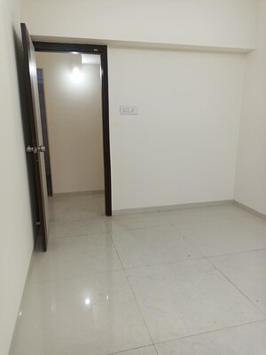 Room in 2 BHK Apartment at IM Applaud 38, Goregaon East – for Rent
