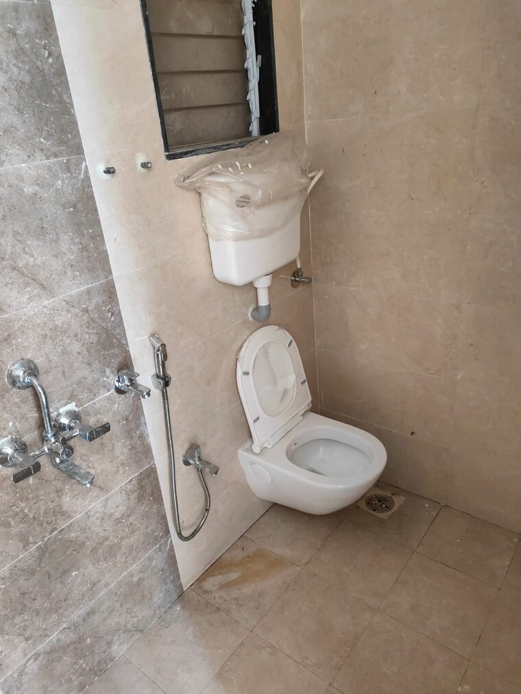 Bathroom, shree-laxmi-park-one 1 Bedroom 380 Sq.Ft. Apartment In Badlapur East Thane 9510006