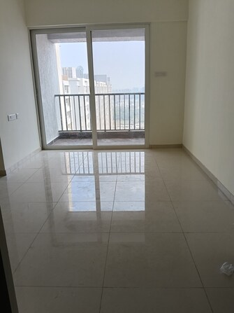 2 BHK + Extra Room 700 Sq.Ft. Apartment in Kolte Patil Life Republic