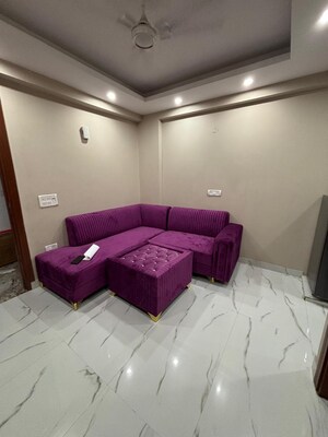 1 BHK Builder Floor For Rent in Chattarpur