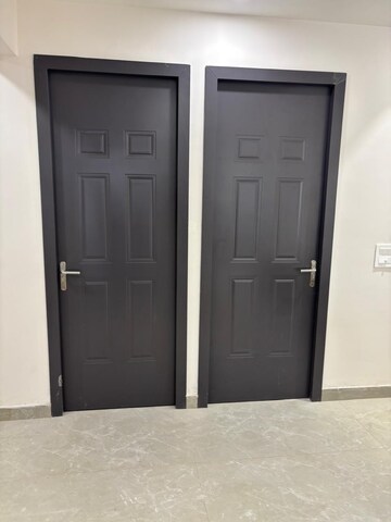 Building Lobby in 4 BHK Independent House at Patiala Road – for Sale