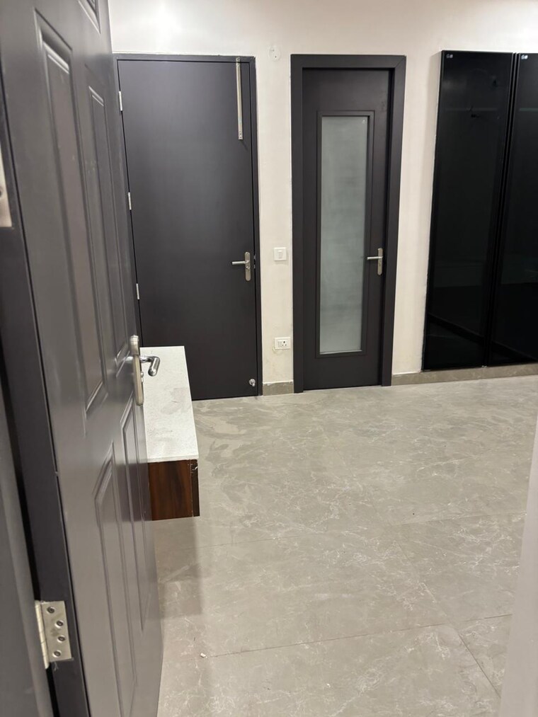 undefined, patiala road 4 Bedroom 130 Sq.Yd. Independent House In Patiala Road Zirakpur 9510049