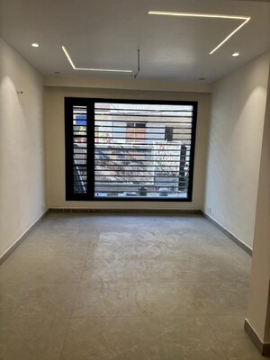 Room in 4 BHK Independent House at Patiala Road – for Sale