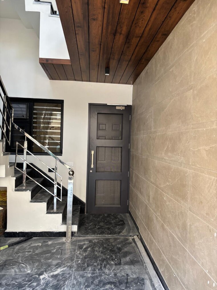 undefined, patiala road 4 Bedroom 130 Sq.Yd. Independent House In Patiala Road Zirakpur 9510049