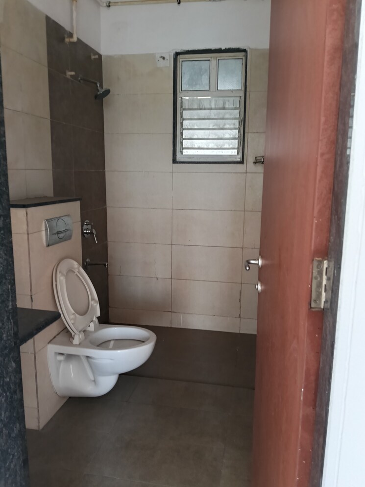 Bathroom, kolte-patil-life-republic 3 Bedroom 1300 Sq.Ft. Apartment In Hinjewadi Pune 9510057