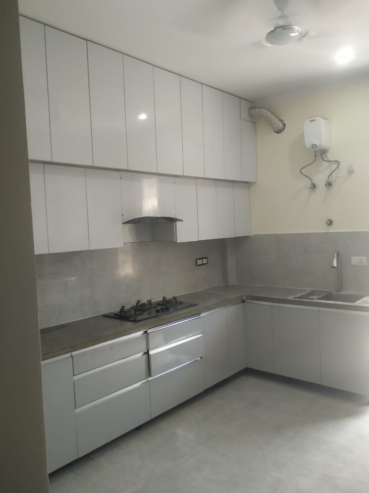 Kitchen, ansal-api-esencia 3 Bedroom 1900 Sq.Ft. Builder Floor In Sector 67 Gurgaon 9510056