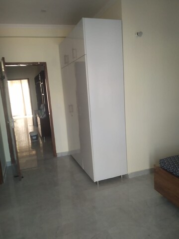Room in 3 BHK Builder Floor at Ansal API Esencia, Sector 67 – for Rent