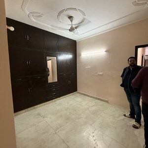 Room in 2 BHK Builder Floor at Kalkaji – for Rent