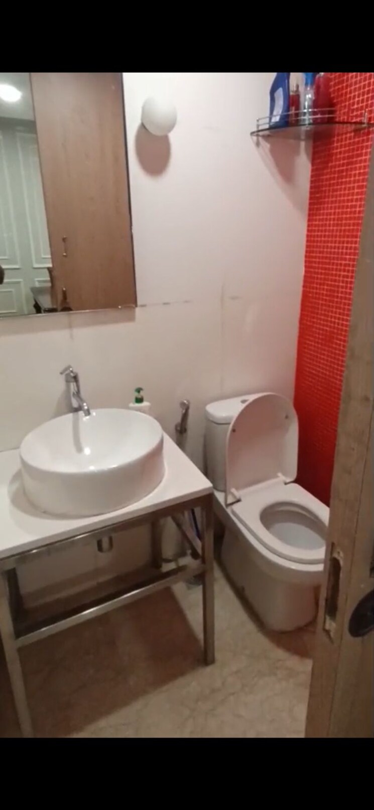 Bathroom, lodha-fiorenza 3 Bedroom 1100 Sq.Ft. Apartment In Goregaon East Mumbai 9510115