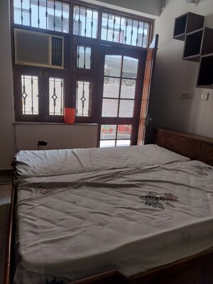 Bedroom in 3 BHK Builder Floor at Sector 9 – for Rent