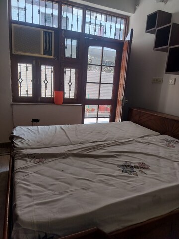 Bedroom in 3 BHK Builder Floor at Sector 9 – for Rent