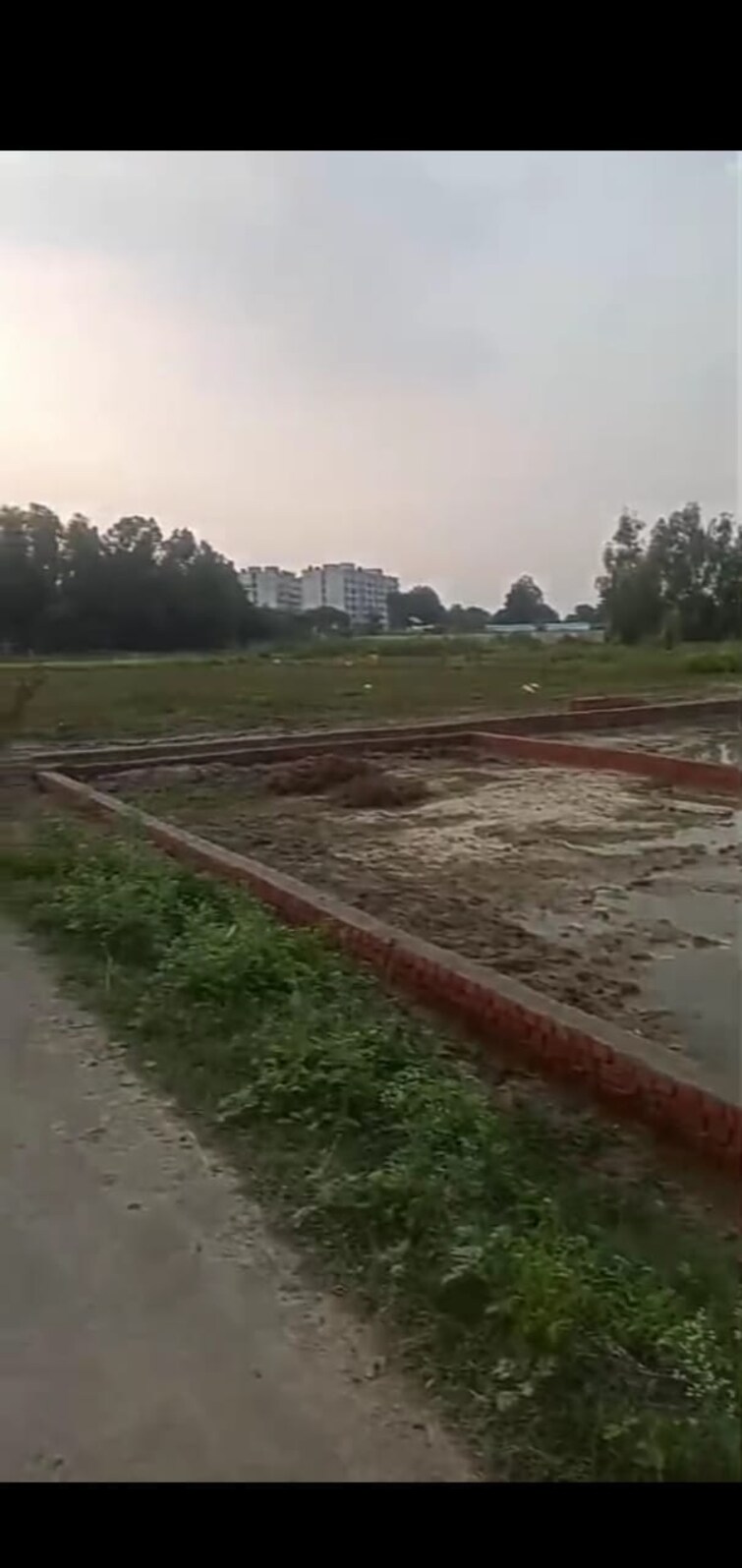 Cover Image, sushant golf city  2000 Sq.Ft. Plot In Sushant Golf City Lucknow 9510260