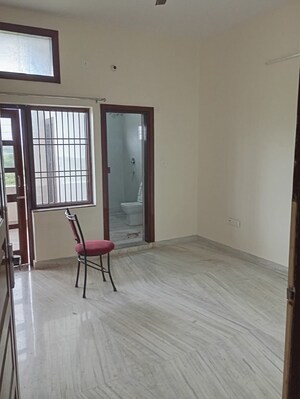 3 BHK Builder Floor For Sale in Sector 85
